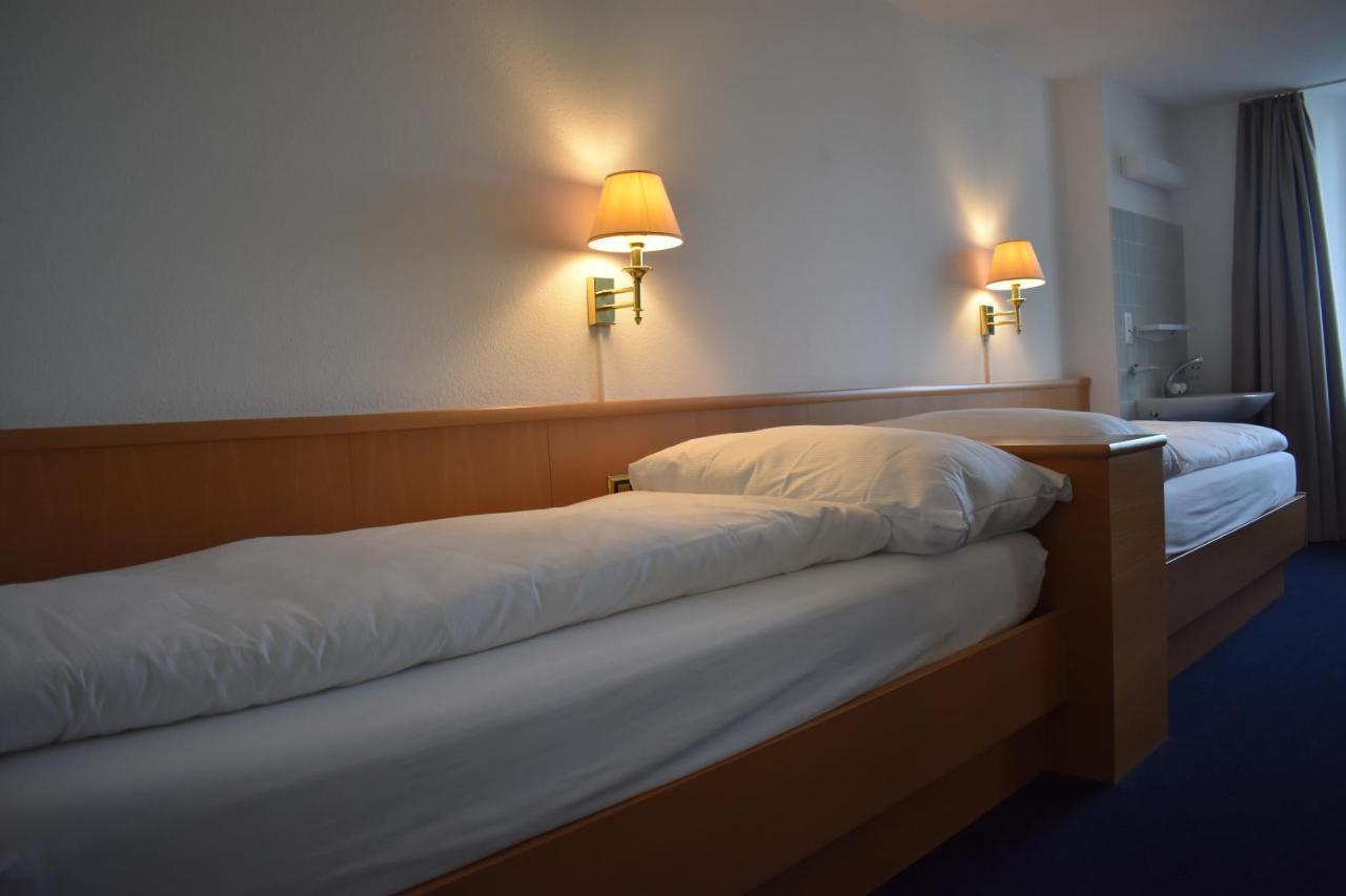 Hotel Schwert Näfels Eksteriør bilde