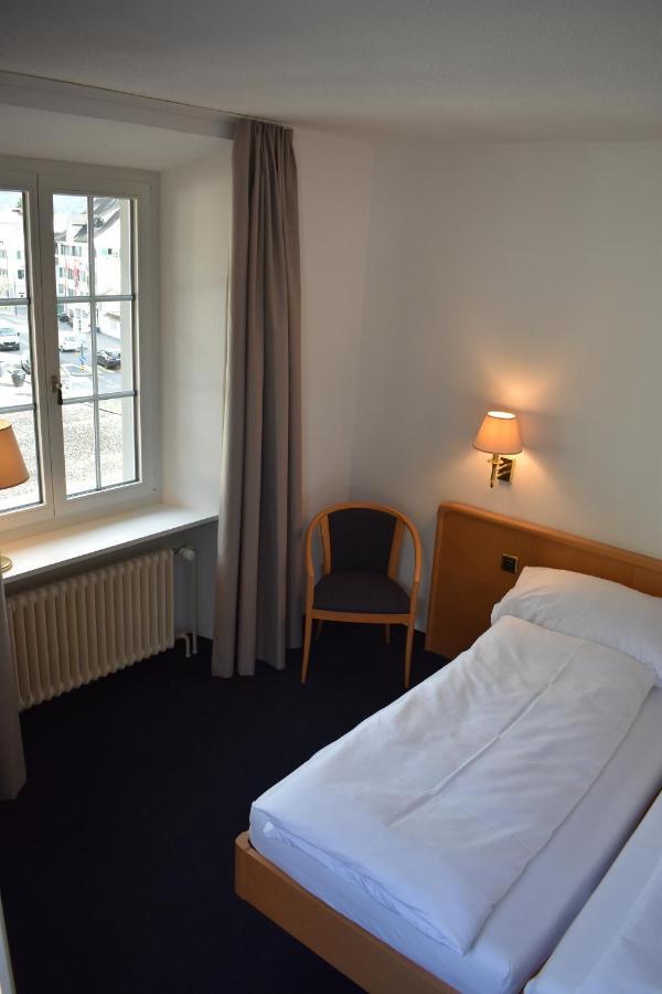 Hotel Schwert Näfels Eksteriør bilde